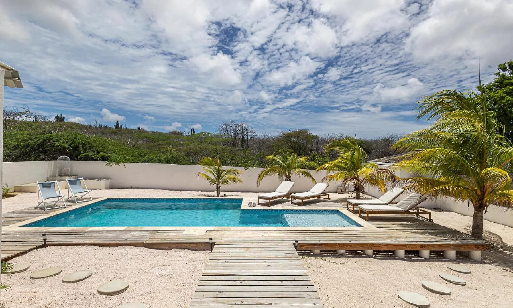 Modern Family Villa With Private Pool Near Mambo Beach & Jan Thiel Willemstad